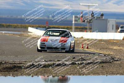 media/Nov-16-2025-CalClub SCCA (Sun) [[2975c16dfc]]/Group 6/Turn 1/